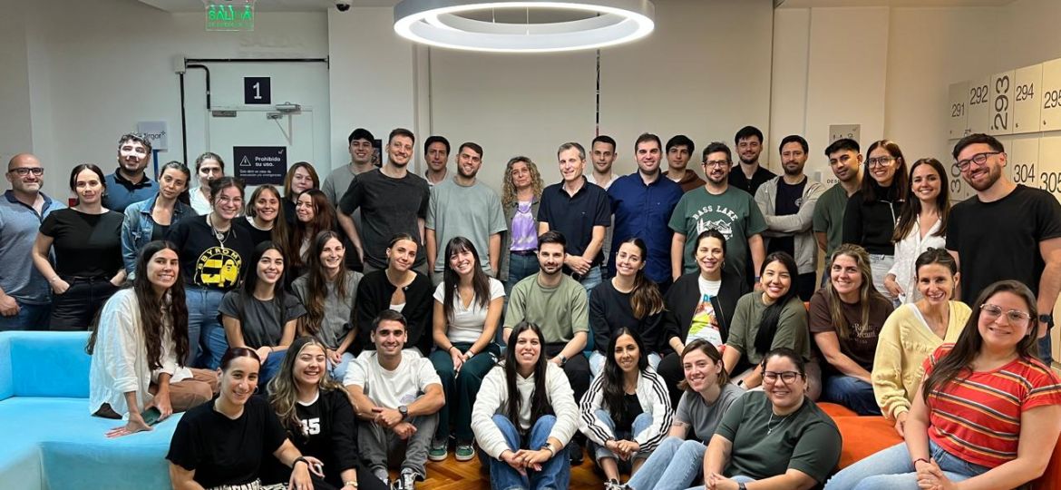 WhatsApp Image 2025-11-03 at 00.08.57